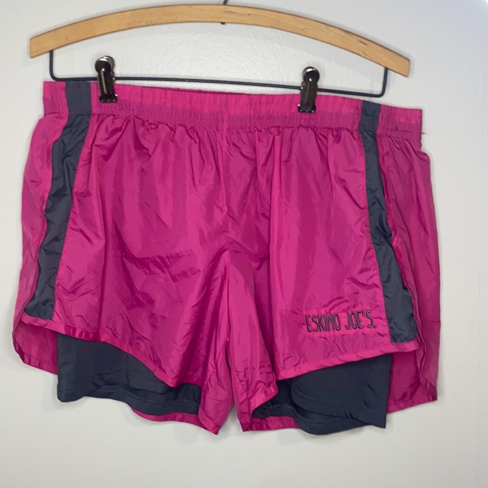 🌵Adorable Eskimo Joe pink shorts! - Picture 2 of 8